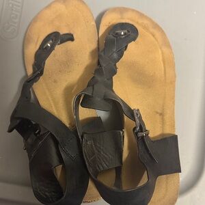 Pierre Dumas Black and Tan Braided Sandals